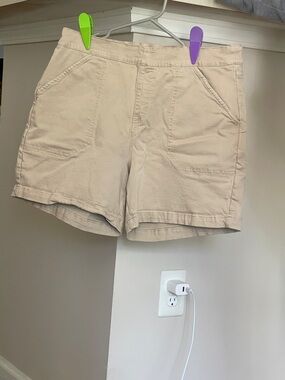 Nautica Women’s Light Beige Cotton Shorts